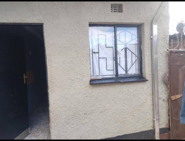 1 BEDROOM PROPERTY TO RENT IN MOLELEKI EXT 3
